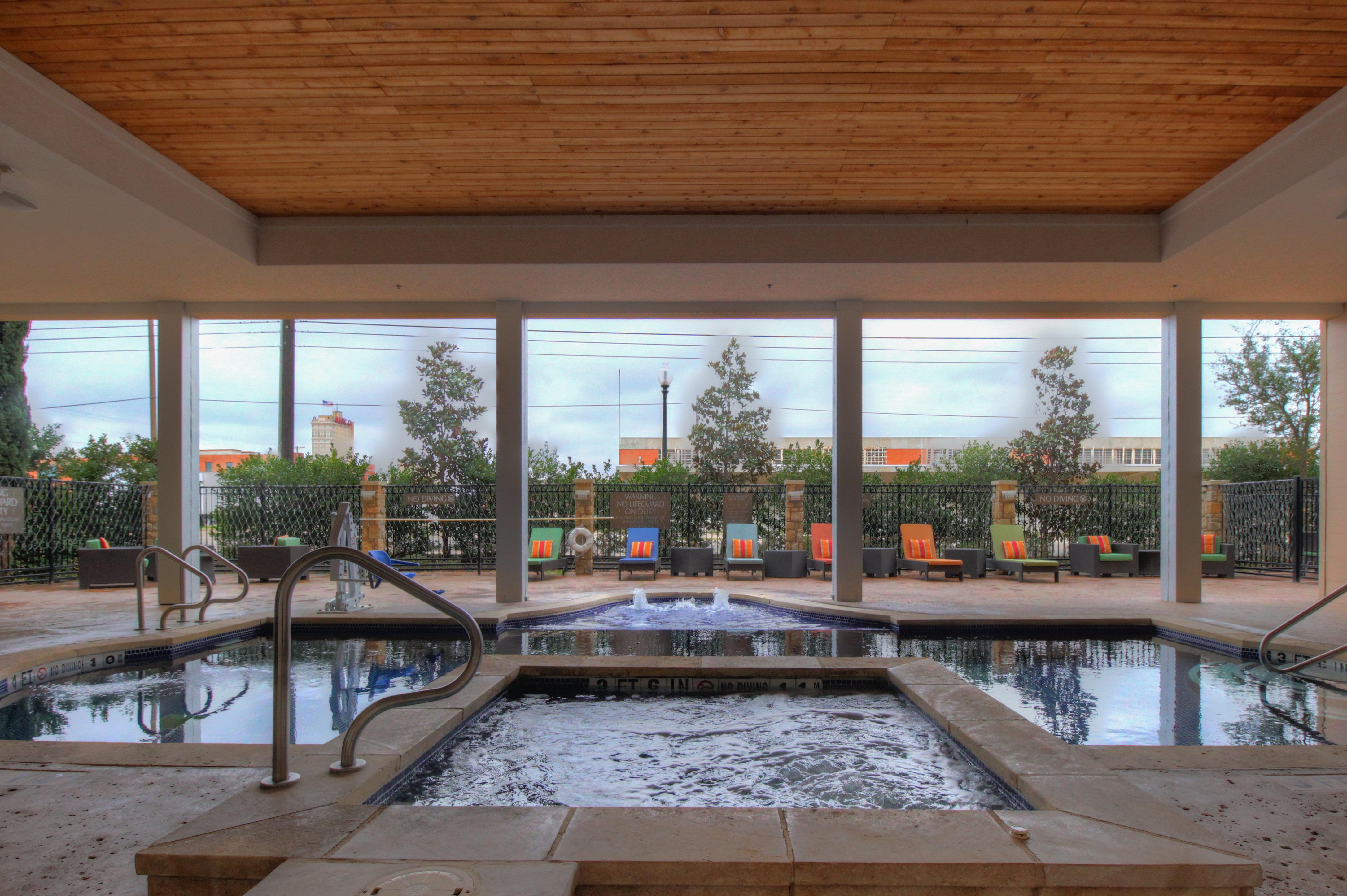 Hotel Indigo Waco By Ihg Exterior photo