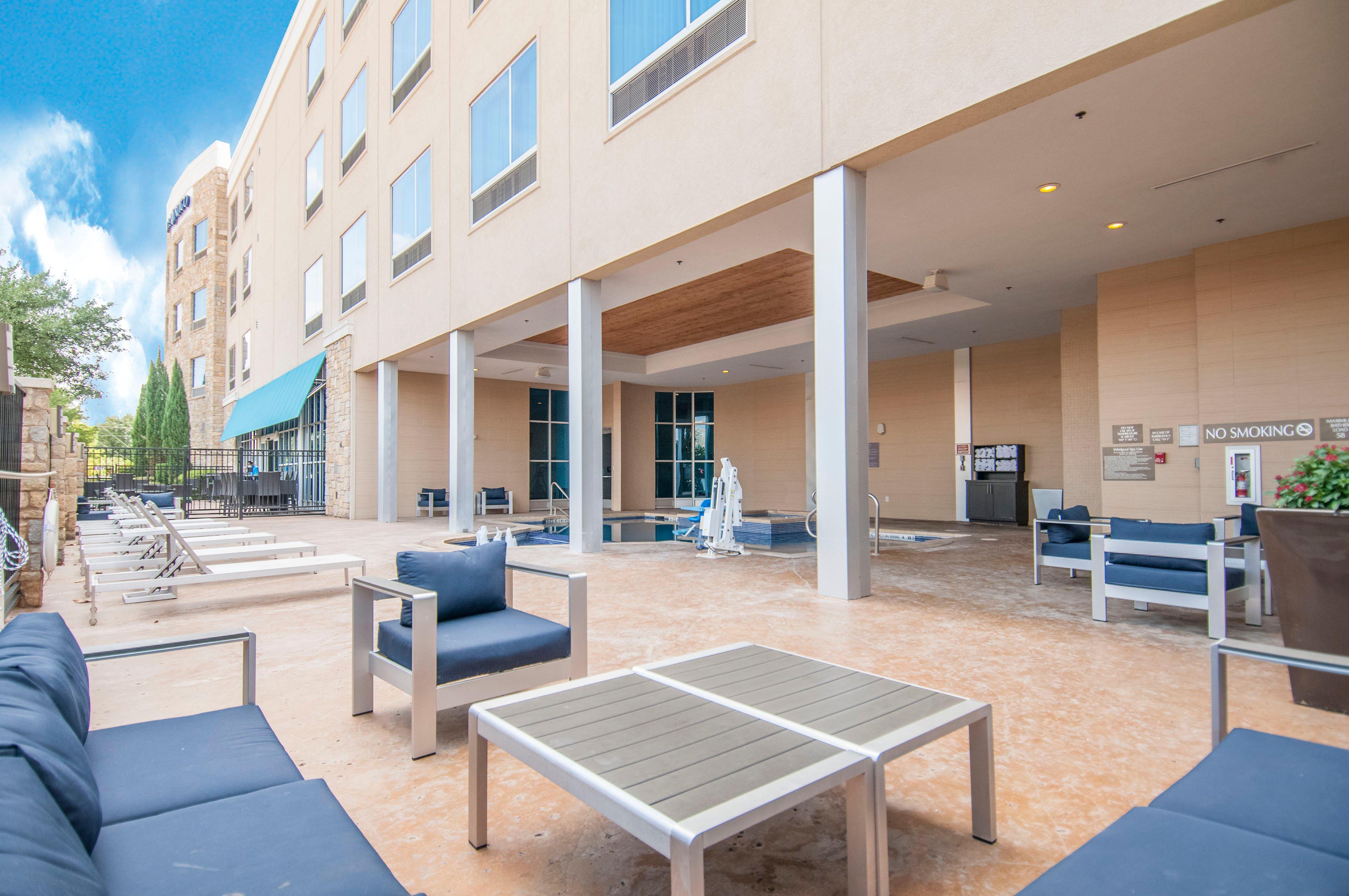 Hotel Indigo Waco By Ihg Exterior photo